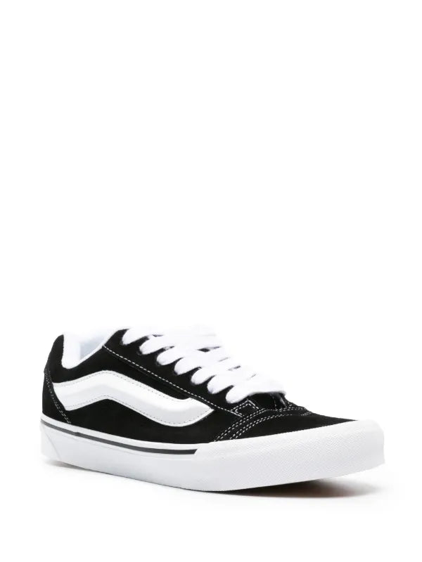 tenis Knu Skool