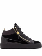 Giuseppe Zanotti
tenis bajos Kriss