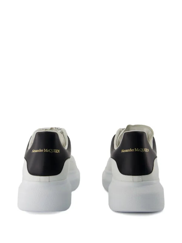 Alexander McQueen
tenis Oversized