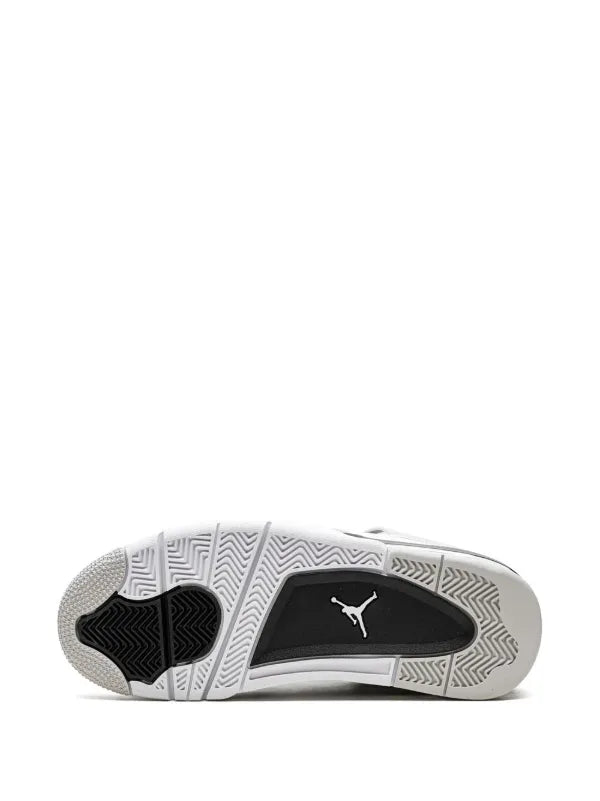 tenis Air 4 Retro "Military Black"